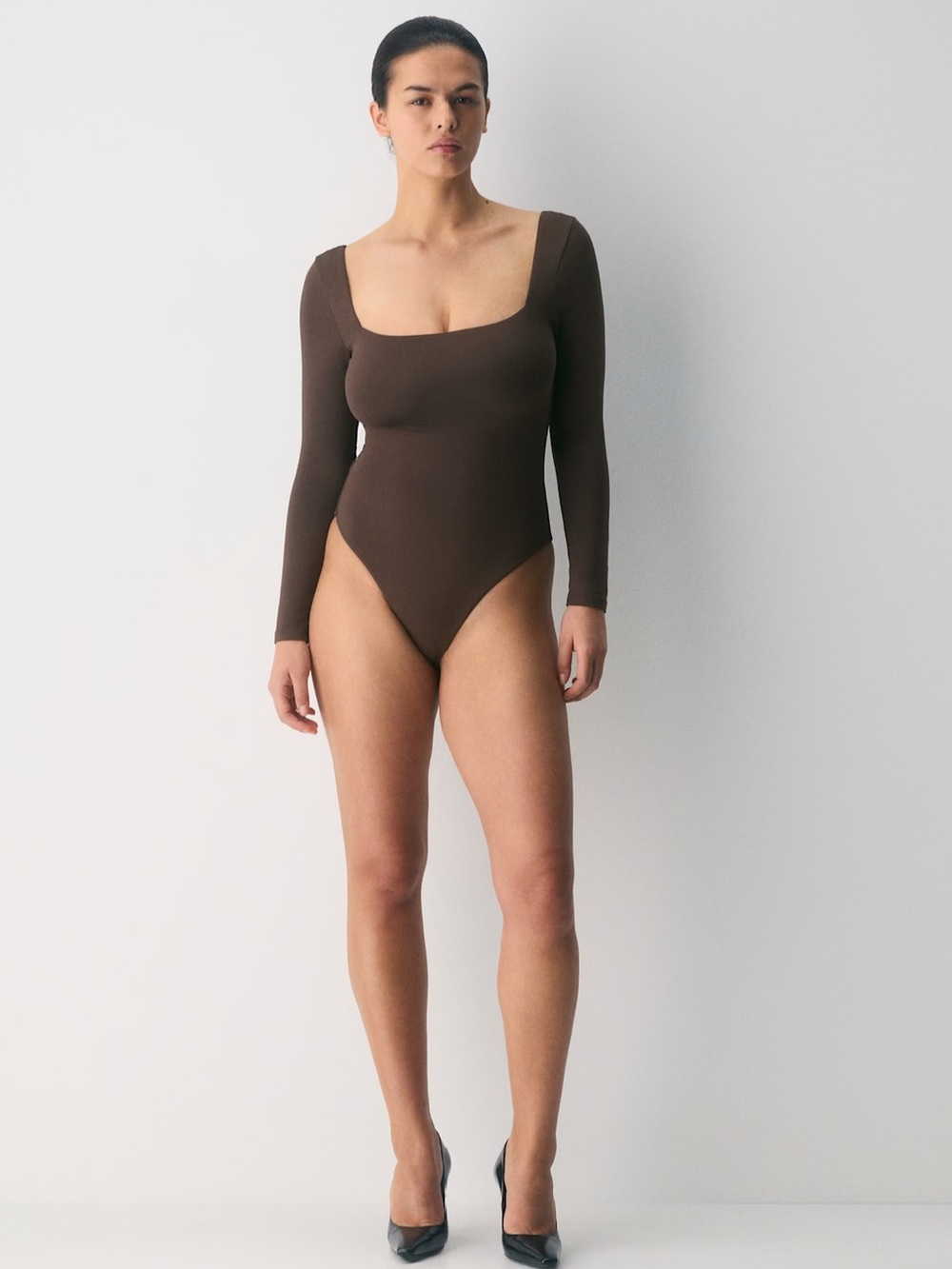 Aritzia Original Contour Headway Squareneck Bodysuit